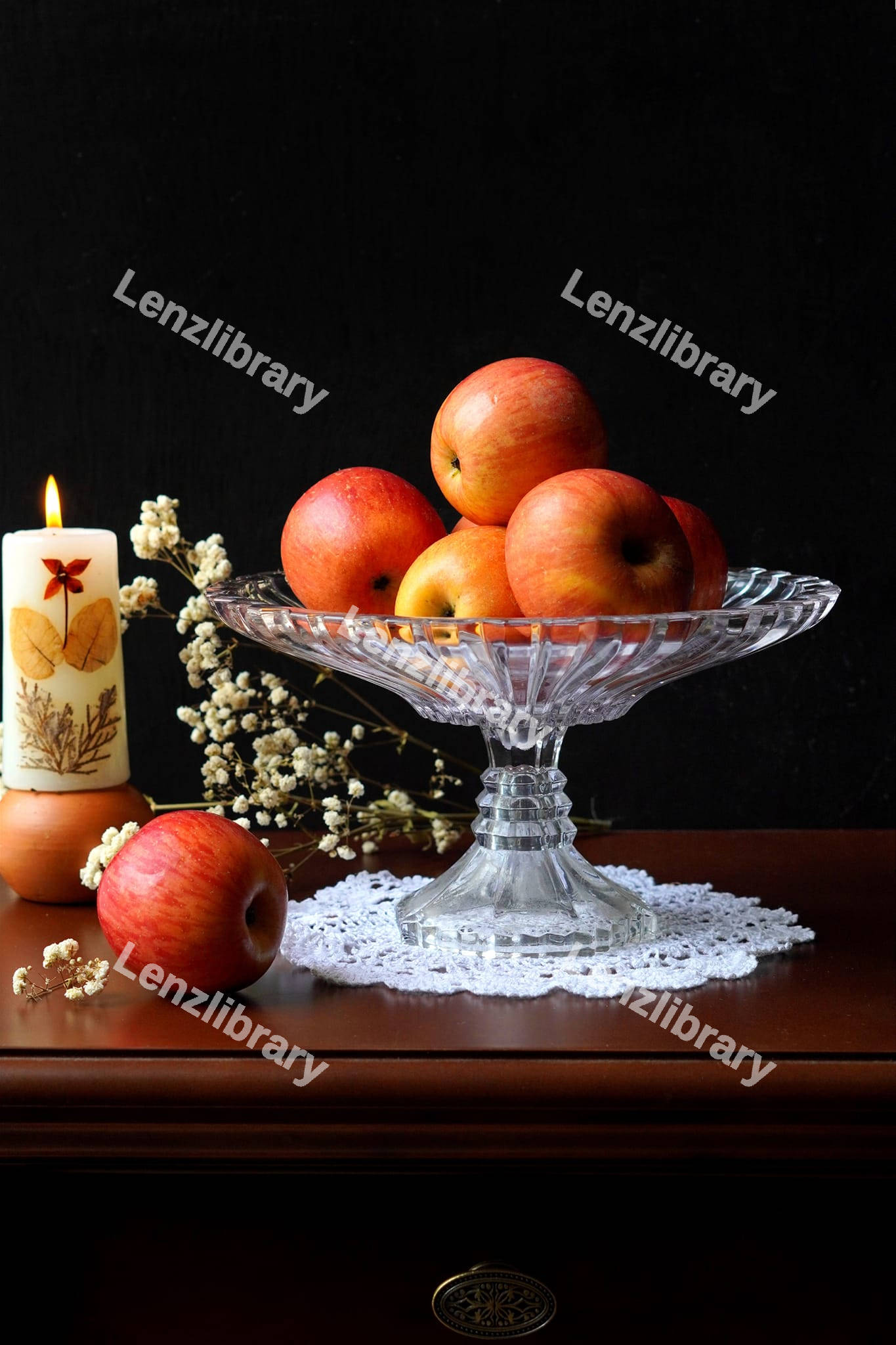 Crystal bowl with red apples